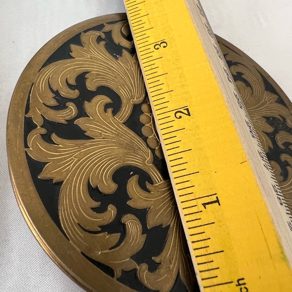 Antique Vintage Black and Gold Gorgeous Beauty Powder Mirror Compact - Picture 2 of 6